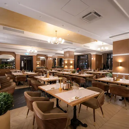 Hotel Gabriela-3